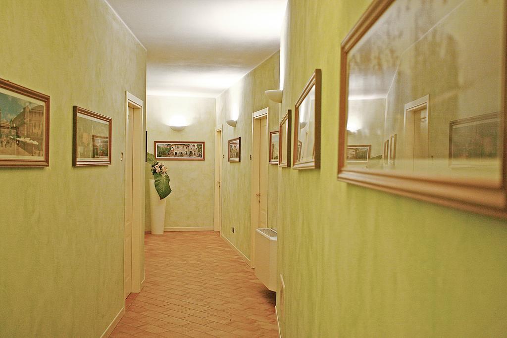 דוסובונו Hotel Antichi Cortili מראה חיצוני תמונה